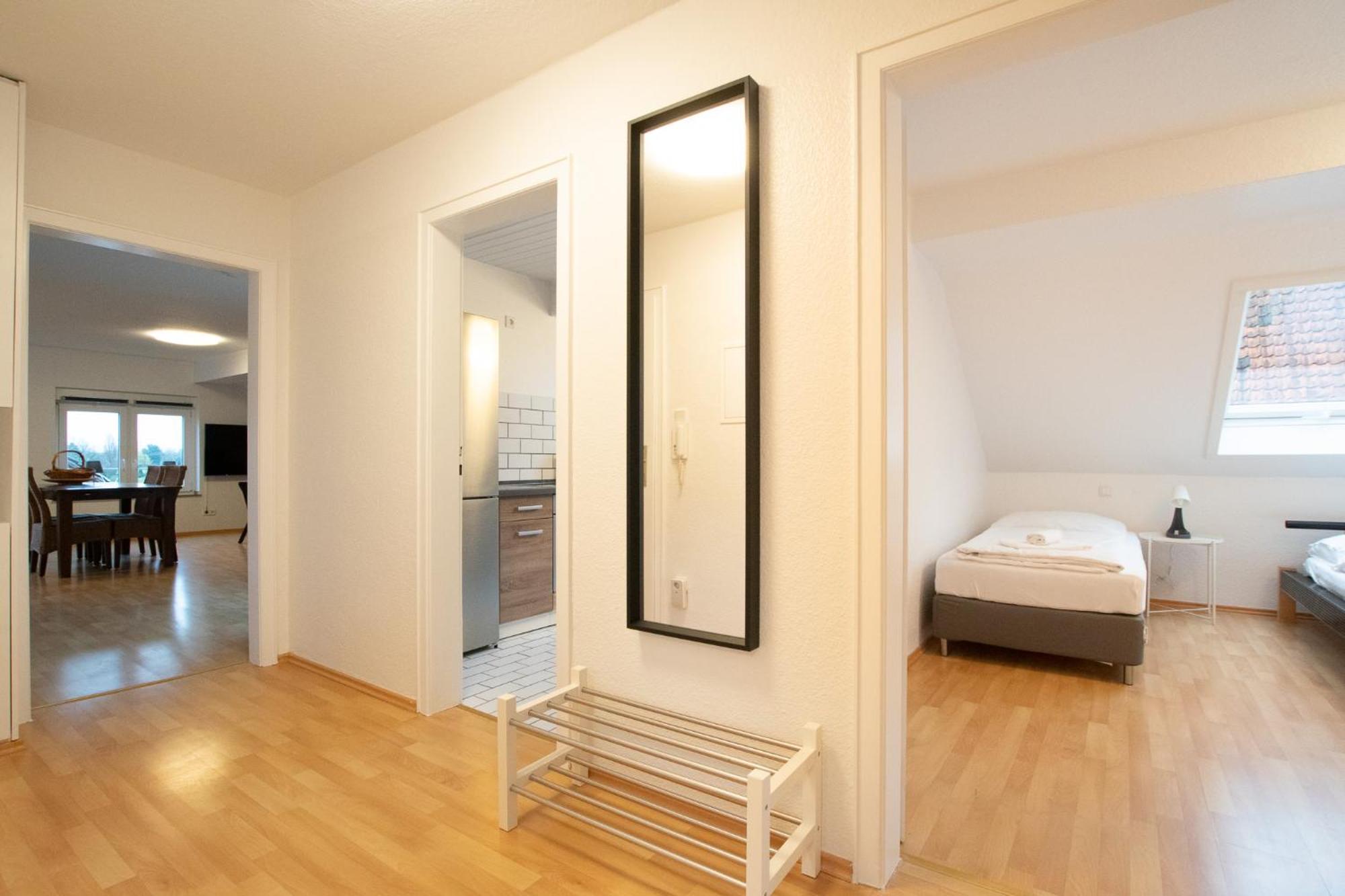 Raj Living - 1 , 3 And 4 Room Apartments - 20 Min Messe Dus & Airport Dus Meerbusch Exterior photo