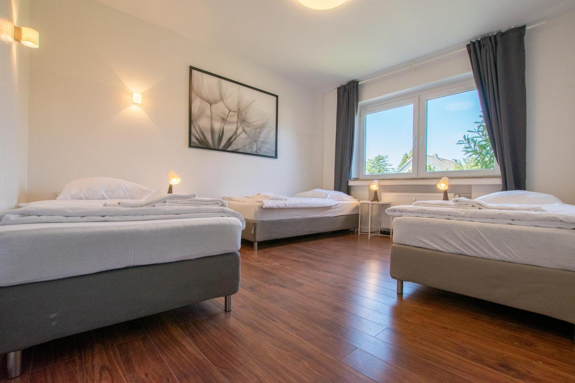 Raj Living - 1 , 3 And 4 Room Apartments - 20 Min Messe Dus & Airport Dus Meerbusch Exterior photo