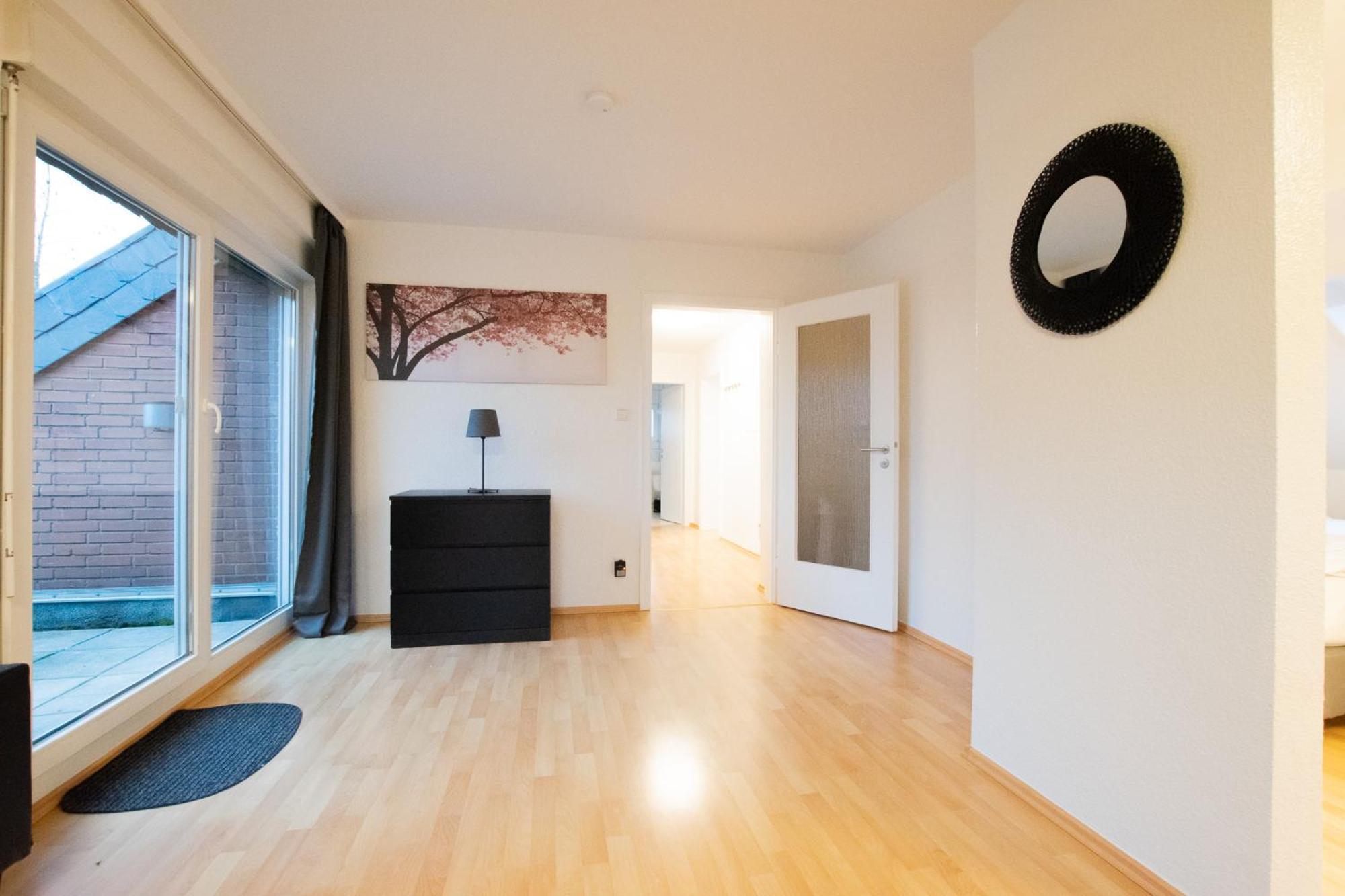 Raj Living - 1 , 3 And 4 Room Apartments - 20 Min Messe Dus & Airport Dus Meerbusch Exterior photo